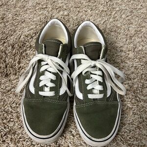 Vans Green and White Sneakers like new size 6.5 women's 5 men's
